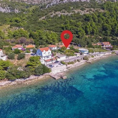 Ferienhaus Fuer 6 Personen Ca 100 Qm In Perna, Dalmatien Sueddalmatien 度假居