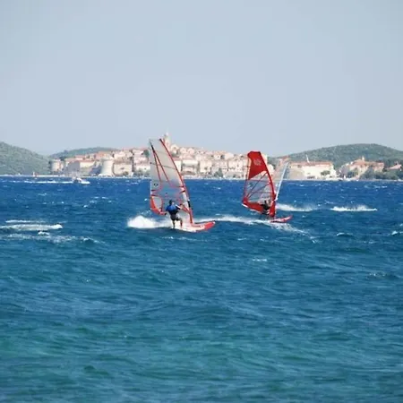 Ferienhaus Fuer 6 Personen Ca 100 Qm In Perna, Dalmatien Sueddalmatien * Korčula